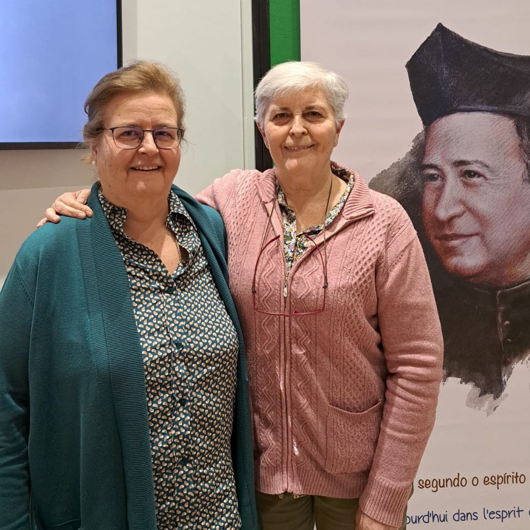 Hoy se ha producido el relevo de gobierno en #TeresianasDeOssóEuropa  🧵👇