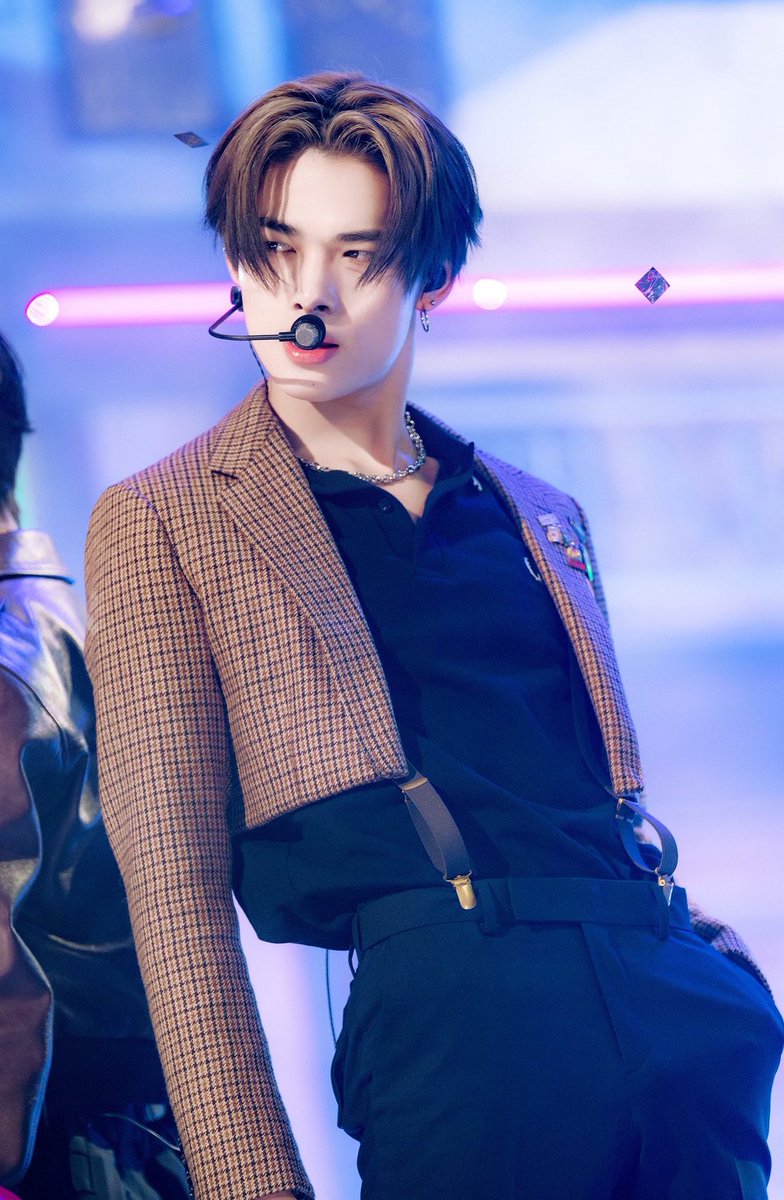 EN_onSpotify's tweet photo. HAPPY 18th BIRTHDAY to our FIERCE BABY PUMA MANDU, who is all grown up now!!!🥹🩵🥳

It has been an HONOR watching your incredible TALENT unfold before our eyes, and it’s been wonderful watching you grow, giving & receiving so much love surrounded by your loving 6 older brothers!! 

We hope you have the LOVELIEST & MOST SPECIAL 18th BIRTHDAY, with your Hyungs & ENGENES!!! We LOVE YOU NI-KI!!

🎂🎉💝🎊🩵🎉🍰🐆✨

BORN TO SHINE NI-KI
#DecemberBlossomNI_KI
#ニキ18歳祝成人
#니키가_밟은_열아홉번째_스텝
@ENHYPEN_members @ENHYPEN