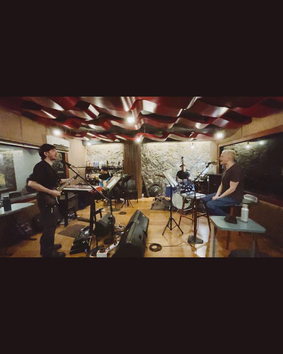 inquirerdotnet's tweet photo. ‘IT’S HAPPENING!’ 🔥
 
LOOK: Former Rivermaya member Rico Blanco excites fans as he shares a glimpse of his rehearsal with Bamboo for the highly anticipated reunion concert of the OPM band in February 2024. | 📷: Blanco/Instagram
 
READ MORE: https://t.co/KseisDSbGE https://t.co/Z8CEFzNHum
