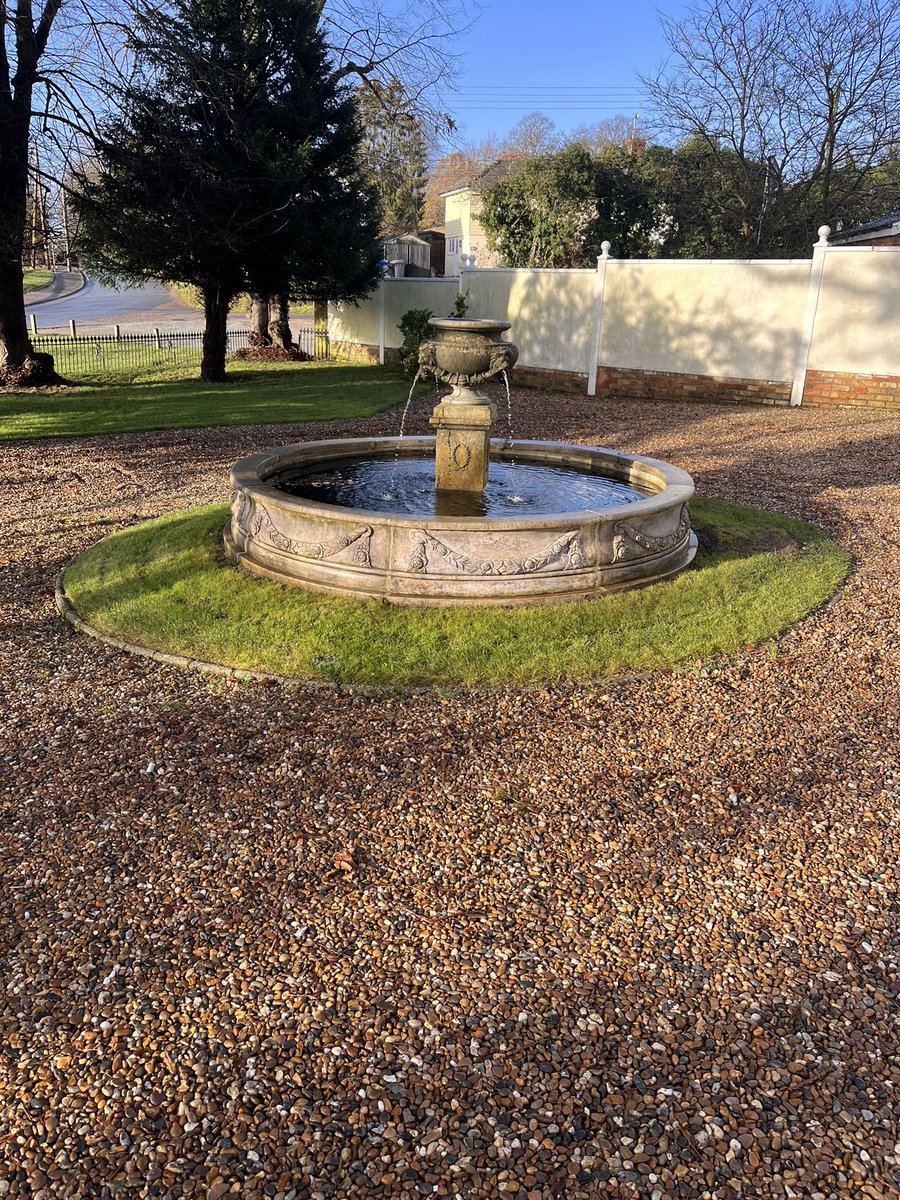 DH_Maintenance's tweet image. #forecast #spoton was a #lovely #day while #sun was out 👍 first thing was topping these &amp;amp; removing almost the last of the #leaves 👍 #grass looking good 🙂