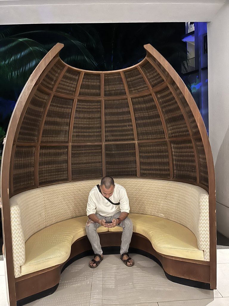 eqa🇲🇾 tweet media