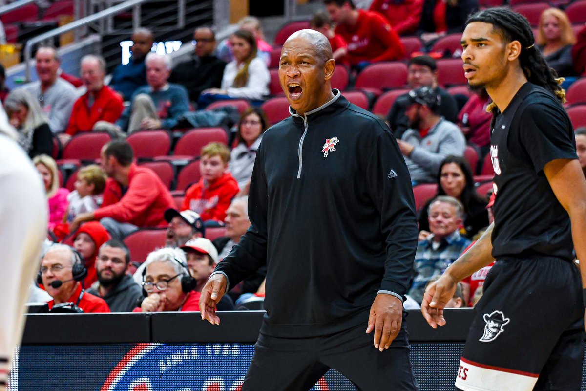startingfive02's tweet photo. 🚨 New Pod is here 🚨 

S502 presented by @MrAndMrsBourbon 

DePaul Day Doldrums

🤷‍♂️ Small improvements vs Va Tech
😬 Addressing Kenny Payne rumors
😅 Why UofL is worse at home
😤 DePaul Day still exists, dammit!

Grab some Mr. And Mrs. and tap in!

https://t.co/HYXrfpkbE4 https://t.co/yT63bPn0gs
