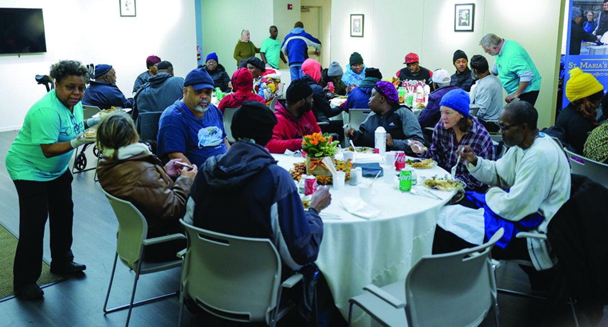 3BLNews's tweet image. Thanksgiving Dinner Hosted by Catholic Charities DC and Pepco Feeds Hundreds of People in Need dlvr.it/SztGND