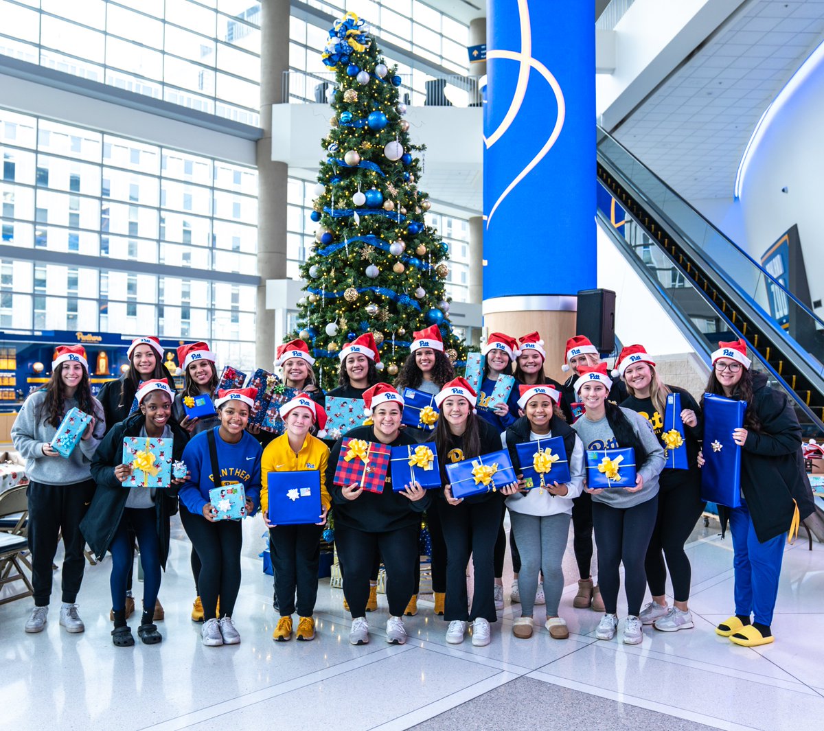 Spreading some Christmas cheer 🎄🎁 Members of our team helped wrap gifts to distribute to kids in the Pittsburgh area. #H2P