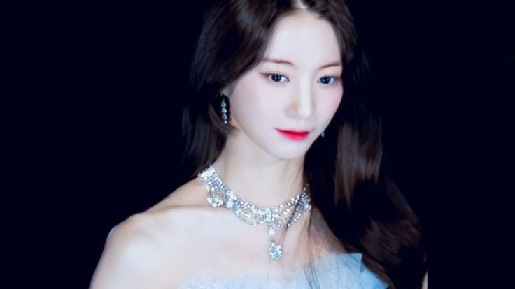 jyoevry's tweet photo. - This Is How I See You Through My Lenses -
#bluepearly
"The                                 "His beloved                     
Artist❤️"                            fansite❤️ https://t.co/X5W23CoCkP