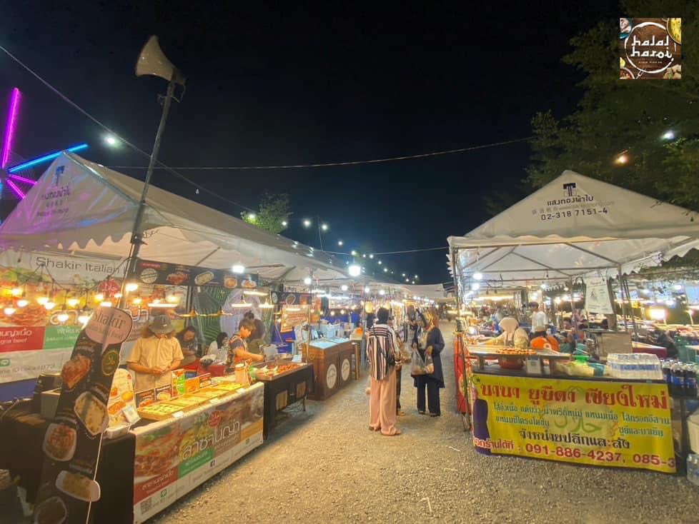 HalalHaroi's tweet photo. ตะลุยกิน ตะลอนเที่ยวในงานสีสันฮาลาลหนองจอก
วันที่ 8-11ธ.ค.66 ที่ บารอกัตลั้ลลาแลนด์
หยุดยาวนี้ ชวนครอบครัวมาเดินช้อปชิมร้านฮาลาล
อิ่มอร่อย หลากหลายเมนู มีกิจกรรมให้น้องๆหนูๆ
ได้ปล่อยของ ทั้ง���พ้นสี ขี่ม้า ให้อาหารแพะ กระต่าย ในบรรยากาศธรรมชาติคร้าบ
#halalharoi #งานสีสัน https://t.co/YAoOCefeAf