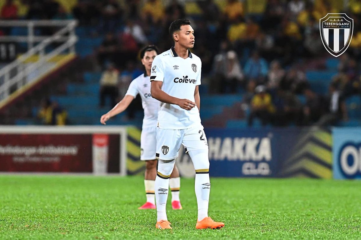 avineshW90's tweet photo. On the biggest stage, these two youngsters showed courage and character against a side that has steamrolled past many teams. 

The future of our backline looks promising with Safwan Mazlan and Ubaidullah Samsul Fazili. These two will be good. 💪🏾 https://t.co/5L2jLV4PDl
