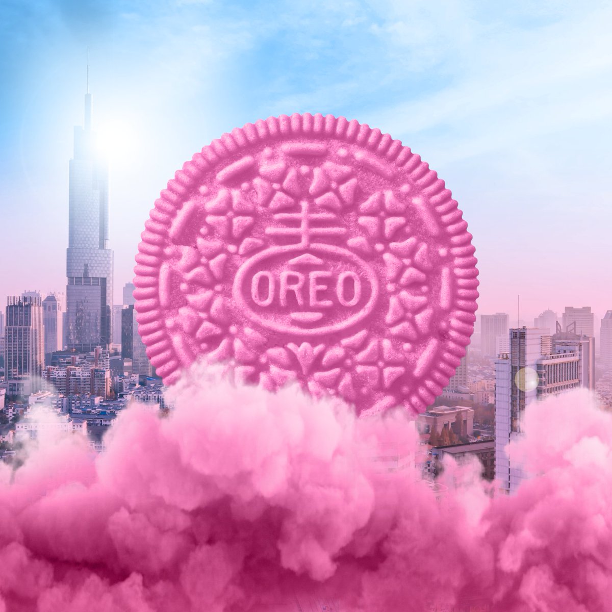 Oreo's tweet photo. step your cookies up 💅🎀 #pinkfriday2 #gagcity https://t.co/fjNP58hyrd
