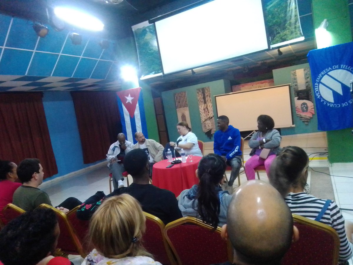 Emotivo encuentro de SG de la UJC y Presidentes de las BTJ Nacional en Topes de Collantes con la presencia de nuestra Presidenta de Etecsa. 
<a href="/NapolesYury/">Yury Vargas Nápoles</a> 
<a href="/LeidyArtemisa/">LeidyARTEMISA</a> 
@JesusEr05348909 
@alexa