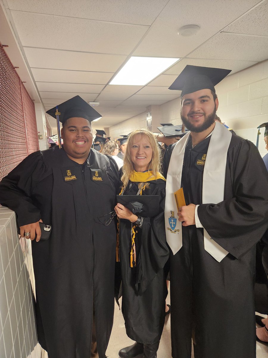 Judy42112276's tweet photo. Congratulations coby, Evan and Ryan HKN graduates.  Proud of you all!! https://t.co/VgJS1lrUD1