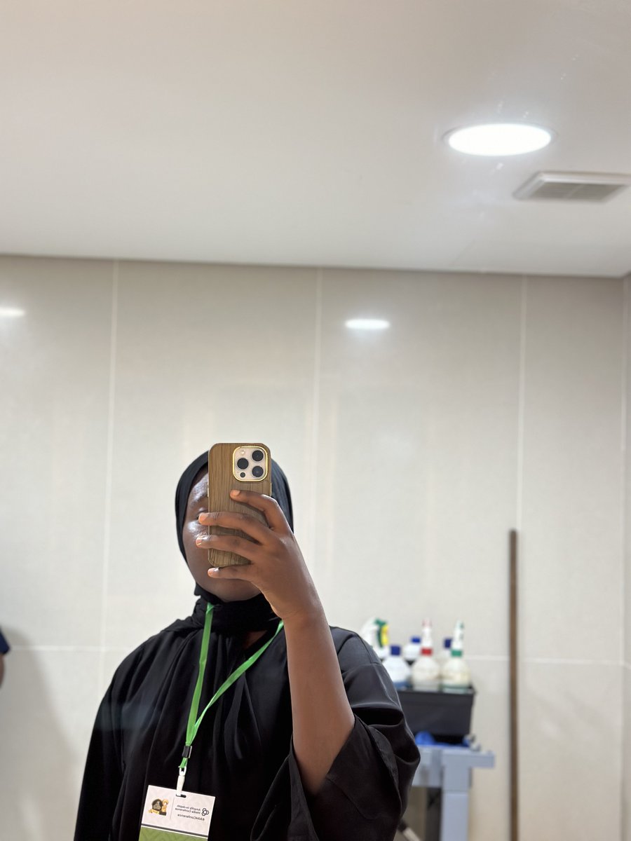 WaasiShaffii's tweet image. currently at the #AIMConference which is a delight so far. HumAngle’s Investigations editor, Kunle Adebajo, has just finished moderating an insightful panel on media independence sustainability, highlighting the place of collaboration and business models in journalism.