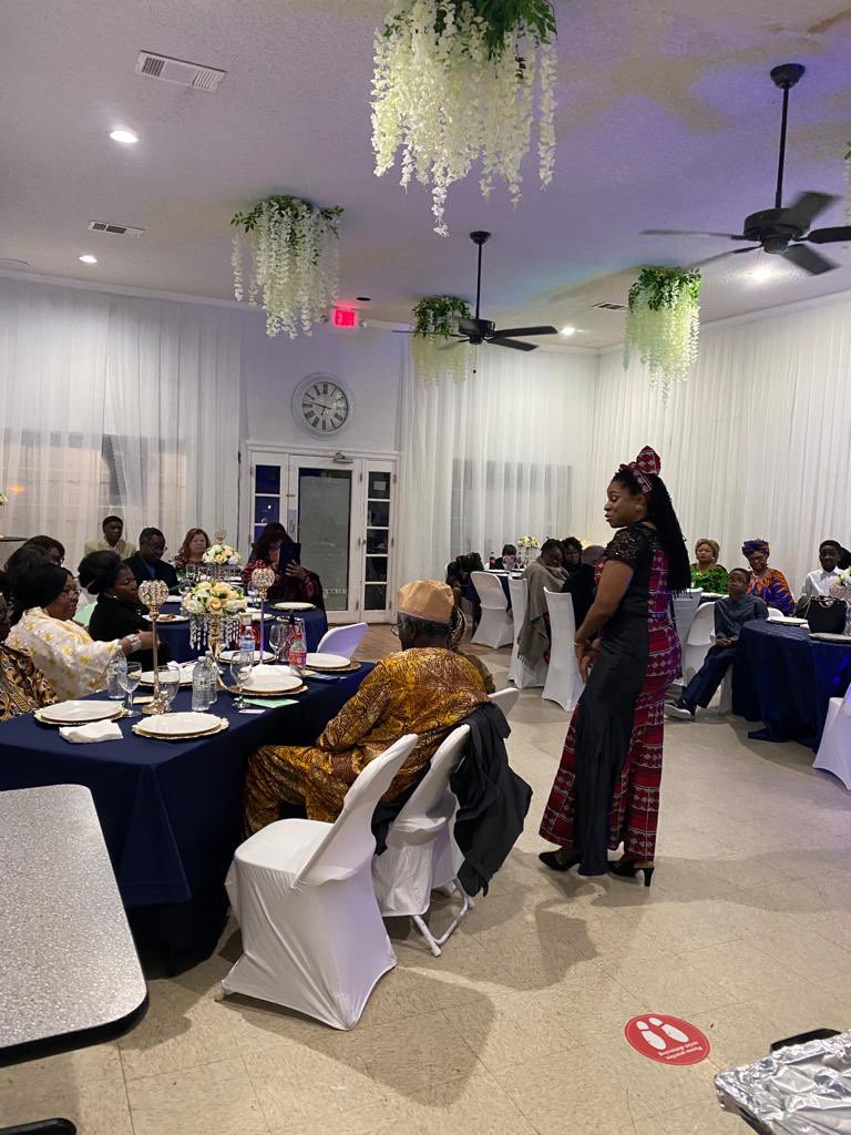 RealChefTemii's tweet photo. Want a taste of Nigerian food? Just call 214.603.1413. That’s all. And you’ll have access for your Christmas Party, hang out and much more. #dfw #dallas #forthworth #nigeria #nigerianfood #jollof #suya #egusi #okra #fishpeppersoup #goatpeppersoup and much more. https://t.co/QJ1msvLBXP