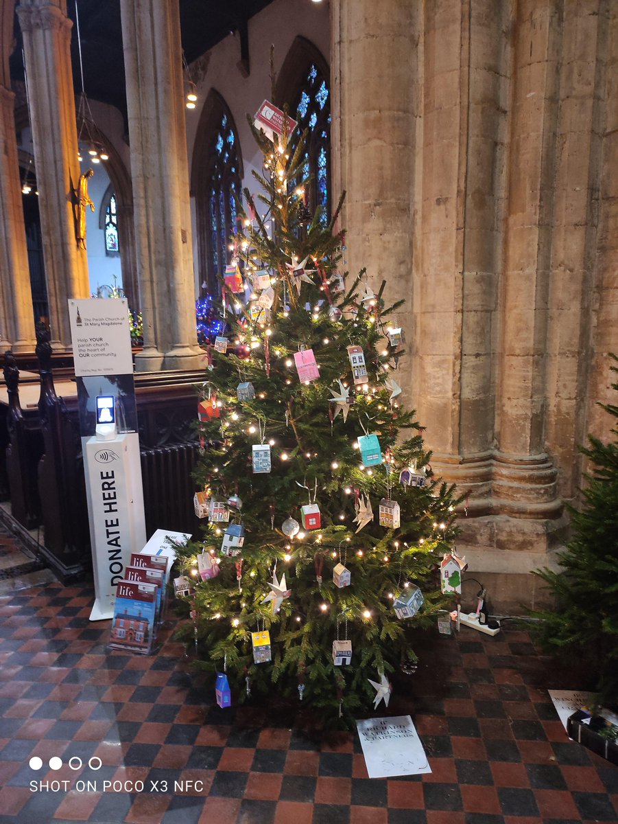 EstateAgent_RWP's tweet photo. We are delighted to be sponsoring the Christmas Tree Festival in St Mary Magdalene with St Leonard’ in Newark.

It is running until 10th December.

Here are a few photos from the festival.

#christmastreefestivalnewark #richardwatkinson #proudguildmember #guildproperty https://t.co/ylDWc0LUU9