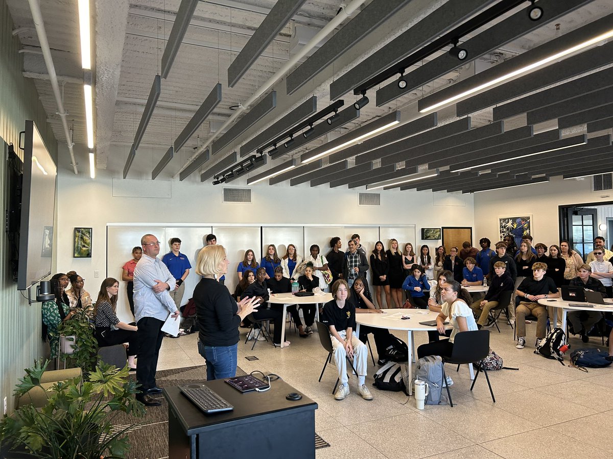 MsMeghanTimlin's tweet photo. Love when we get to spend the day at Assembly! #757startupstudios #757accelerate #757angels https://t.co/dEhTwPqTTJ