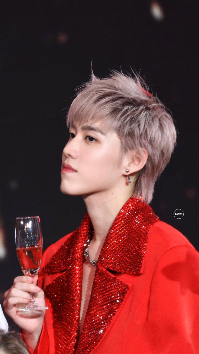 BKPP_SPACE_'s tweet photo. 🥂

THEMALLBANGKAPI X PP KRIT

#TheMallLifestoreBangkapi
#ppkritt https://t.co/Qn4CNeN6ST