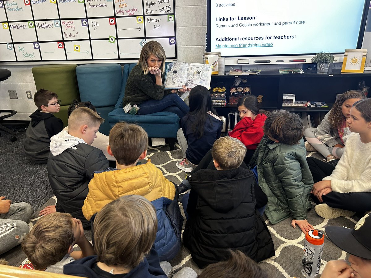 MrsSpriggsHRT's tweet photo. A lesson from our counselor makes for a great way to start our Friday ❤️ https://t.co/RUJ40HoGqw