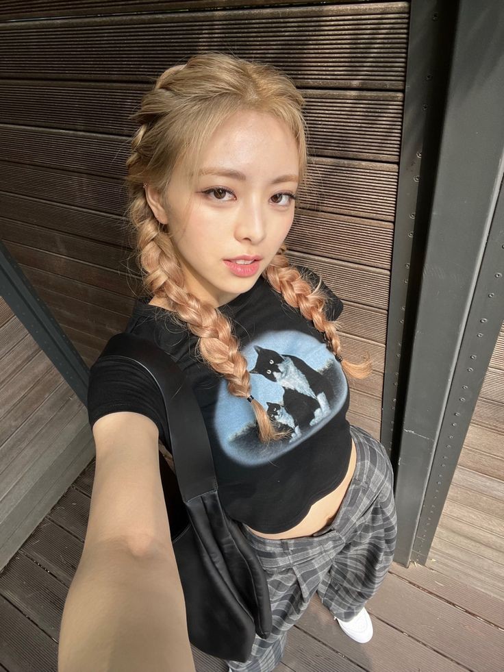 itz_AiRii's tweet photo. HAPPY BIRTHDAY YUNA !! 

U GO YUNA DAY 
#QueenkaYunaDay
#우리의_첫눈_유나야_생일축하해
@itzyofficial https://t.co/z6hN0o0j7j