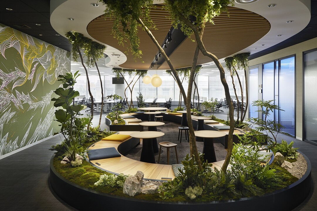 Integrating nature into workspace design is a breath of fresh air 🍃

#officeinteriordesign #officefitout #fitoutsolutions #workspace #officefurniture #workspacedesign #biohilicdesign #workspaceinspiration #plantlife #wellbeingatwork #fridayfeeling
bit.ly/3QGsi1Q