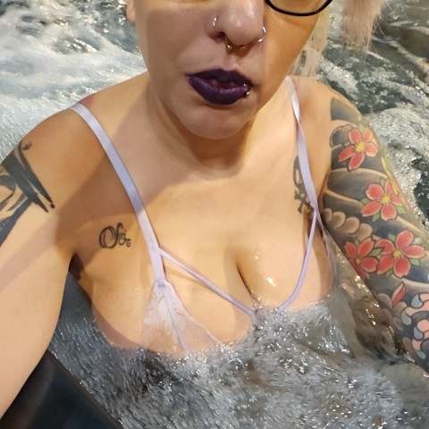 I'm feeling frisky today 😍 Join my show @Stripchat 👉 https://t.co/qcI5OJNEjB #stripchat #stripchatlive<a class="tags" href="/tag/stripchat">@stripchat</a><a href="/tag/stripchat"class="tags"><span>#stripchat</span></a><a href="/tag/stripchatlive"class="tags"><span>#stripchatlive</span></a>