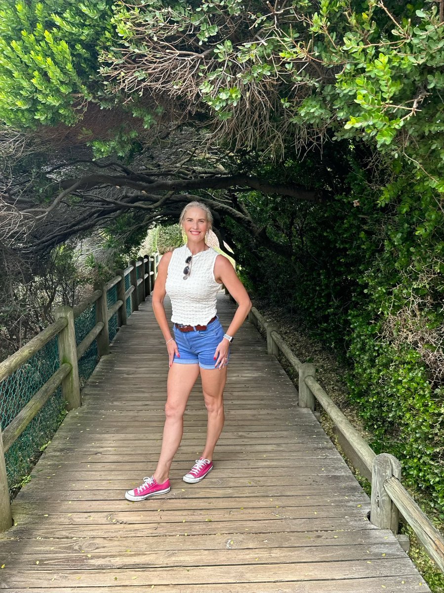 grabe_karen's tweet image. Boulders Beach 🐧

#pinguins