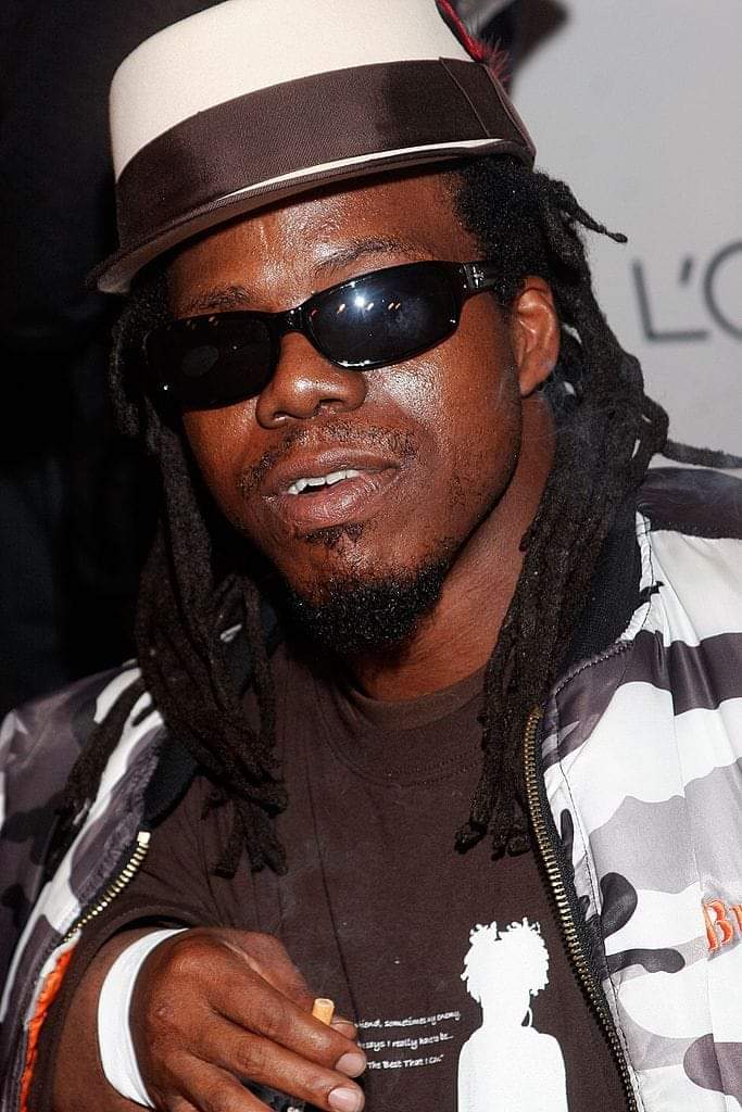 luxurytax8's tweet photo. Hip-Hop’s Little Big Man. Happy Heavenly Born Day to one of the most unpredictable, charismatic spitters the game has ever known, #BushwickBill 🙏🏾🎈 https://t.co/thM2TGzty5