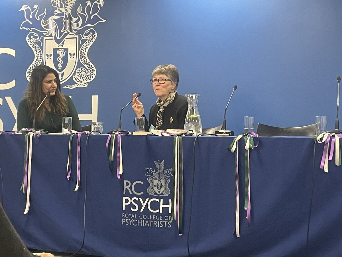 And yet another fantastic talk by Dr Susan Bewley, interviewed by @SaadiaMuzaffar, on her personal experiences as an OBGY and the shifts on women's care and their identities, including the pressures of having or not having a child. #WMHSIGConf23 @womeninmindUK @rcpsych