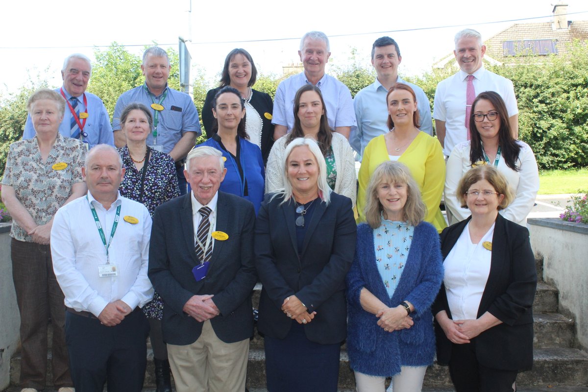 Volunteers are being sought to help improve services across UL Hospitals Group by joining the Patient Council. Meeting every 6-8weeks & estimated approximately two hours per month would be required. Applications open until 22 Dec 2023. ➡️bit.ly/3Nndi8f