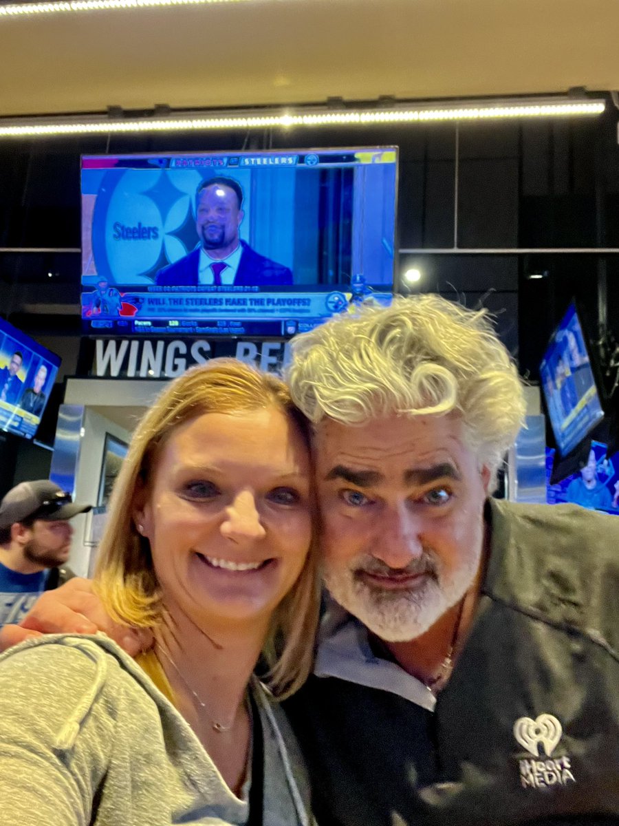 ESJMT's tweet photo. SKOL in Vegas Baby!
#92Noon
#KFANVEGAS https://t.co/YSQF4cnEkf