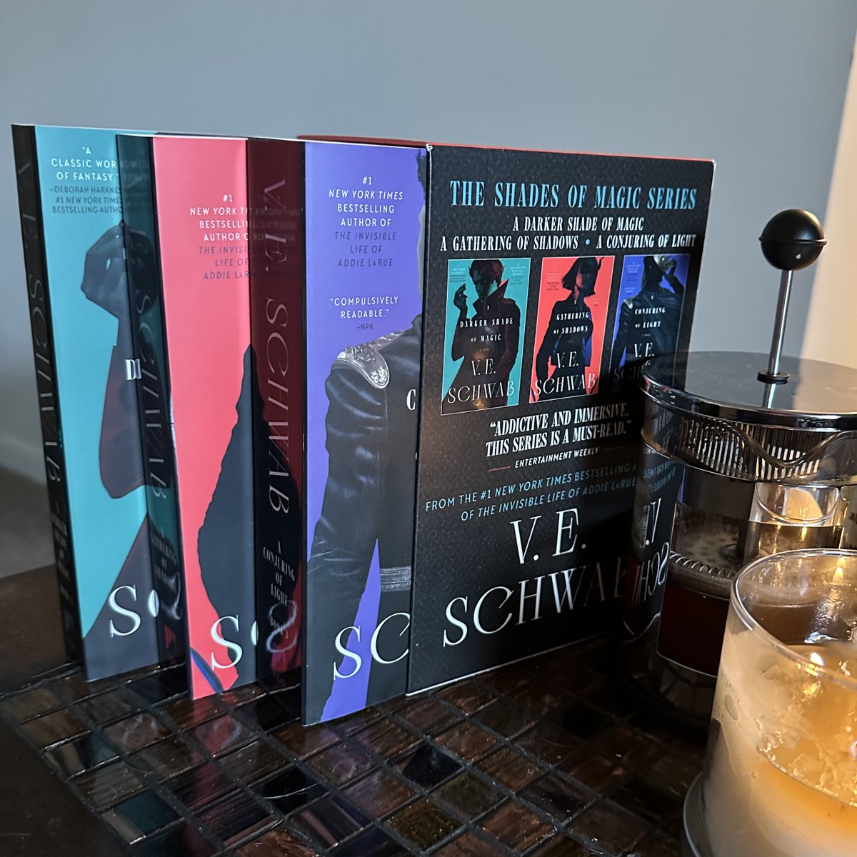 Looking to add a little magic to your holiday season? We're here to help! Enter to win the Shades of Magic boxed set from <a href="/veschwab/">Victoria/V.E. Schwab</a> by following us, then liking and reposting this message. Best of luck, y'all! ✨

#HolidayMagicSweeps #sweepstakes