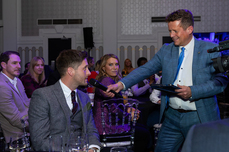ICYMI the 26th annual #UKCoachingAwards were hosted by the legendary @FayeCarruthers. With a special mention to our #RovingMike none other than Mike Bushell! (@mikebreakfast) You can view the newly released photos from the night here: bit.ly/2023UKCAwards