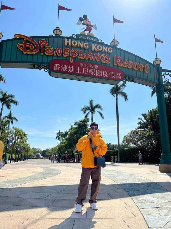 Think of many things, do one.

YAKAP BY MYGZ MOLINO

#MygzBirthdayDec2023