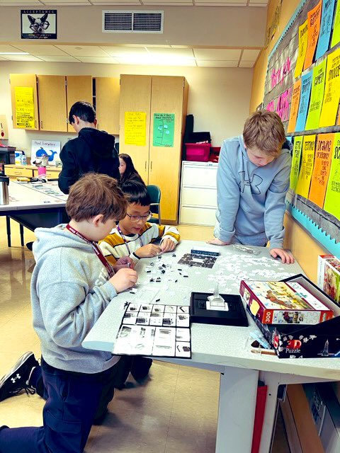 donato_piselli's tweet image. Lots of amazing opportunities for our students here at Perry Hill. Among them is clubs. Here are some of our students in Puzzle Club. This club promotes problem-solving and analyzing. Check out the pics!! #PHSClubDay #ThinkingOpportunities