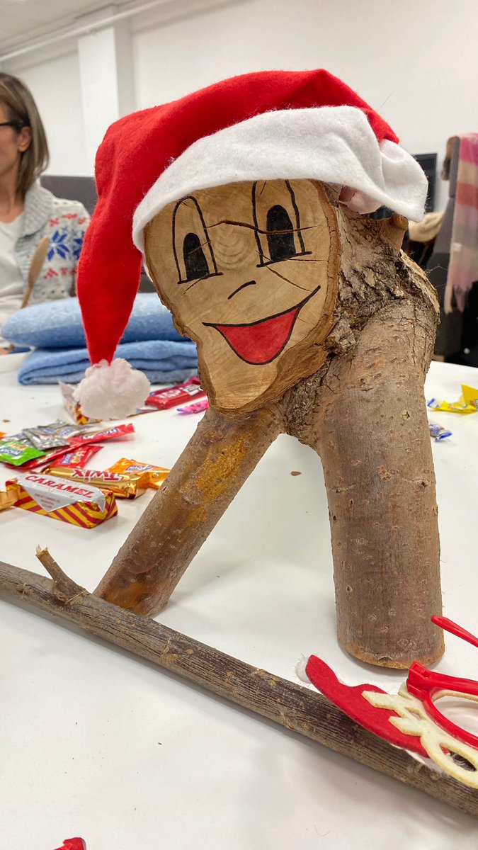 We are approaching 🎄 Christmas and our SRUKers from #NorthEast are ready for it! Even the Caga tió visited us! 🤶🎁
#SRUKChristmas

Do not miss the rest of our Christmas events!