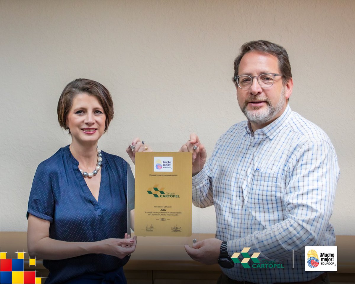 ¡Celebramos el compromiso con la excelencia! 🏆Entregamos la 𝐩𝐥𝐚𝐜𝐚 𝐀𝐀𝐀 a <a href="/cartopel/">Cartones Nacionales S.A.I. CARTOPEL</a> por superar los exigentes estándares de calidad <a href="/Ecuador_Calidad/">Mucho Mejor Ecuador</a> . Su dedicación a la mejora continua y altos estándares en sus productos es un ejemplo inspirador🌟 #MarcaPaís