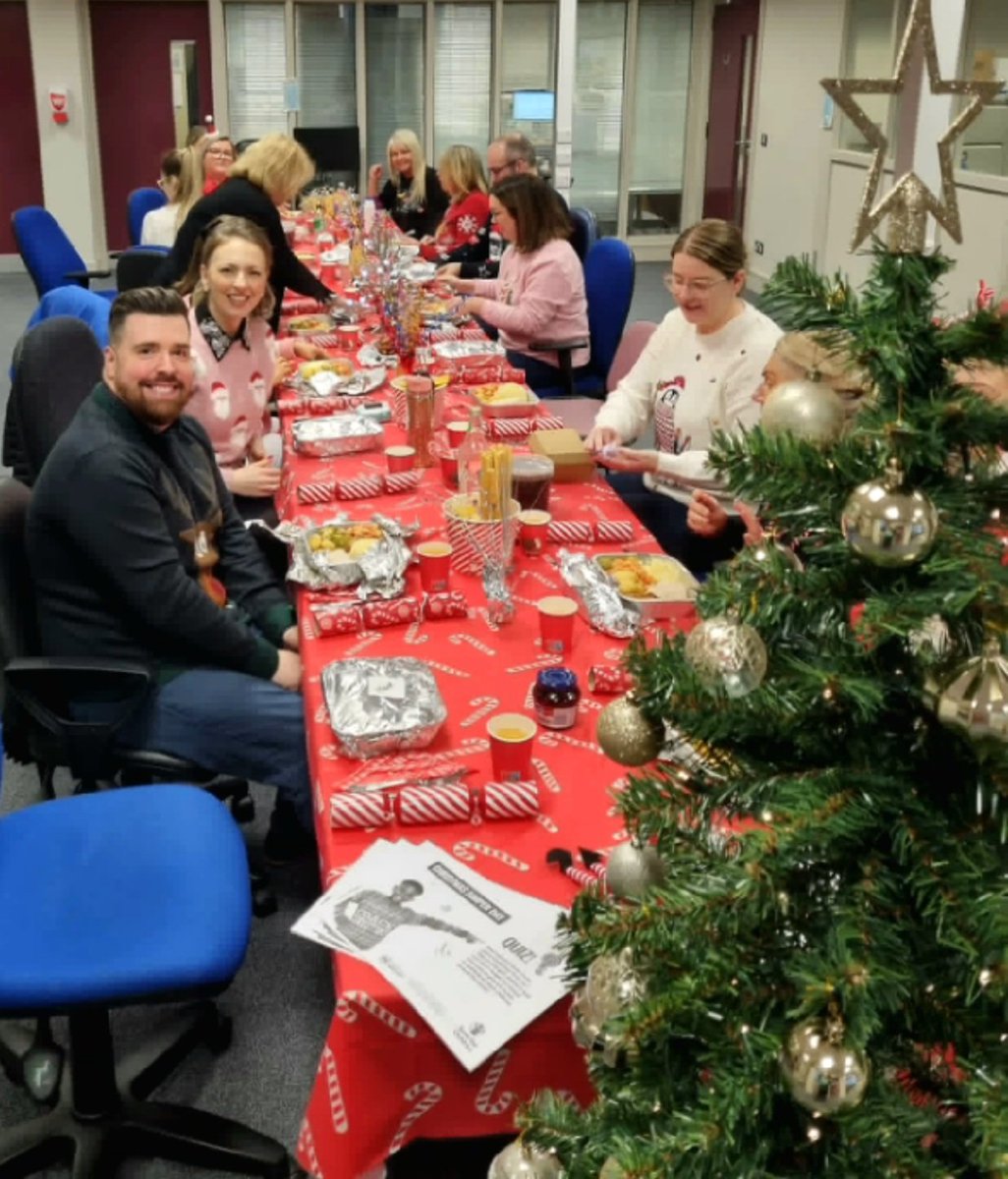 Mary Curry tweet media