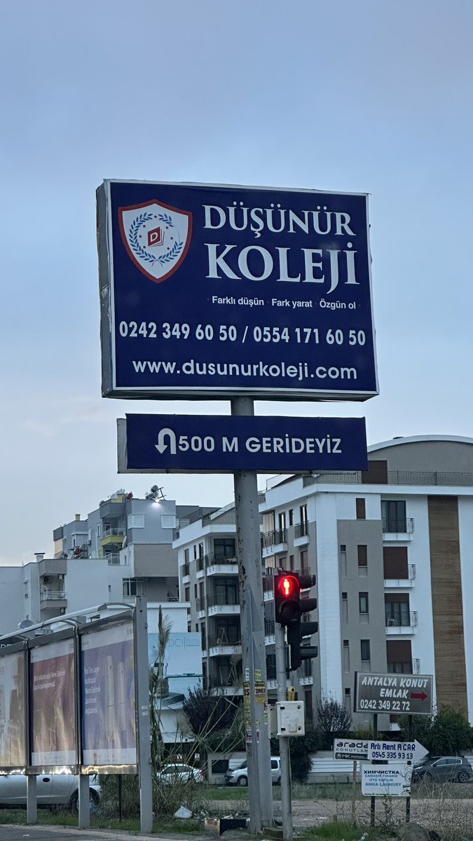 tabelayı 500m geriye koymayı düşünememişsiniz ama