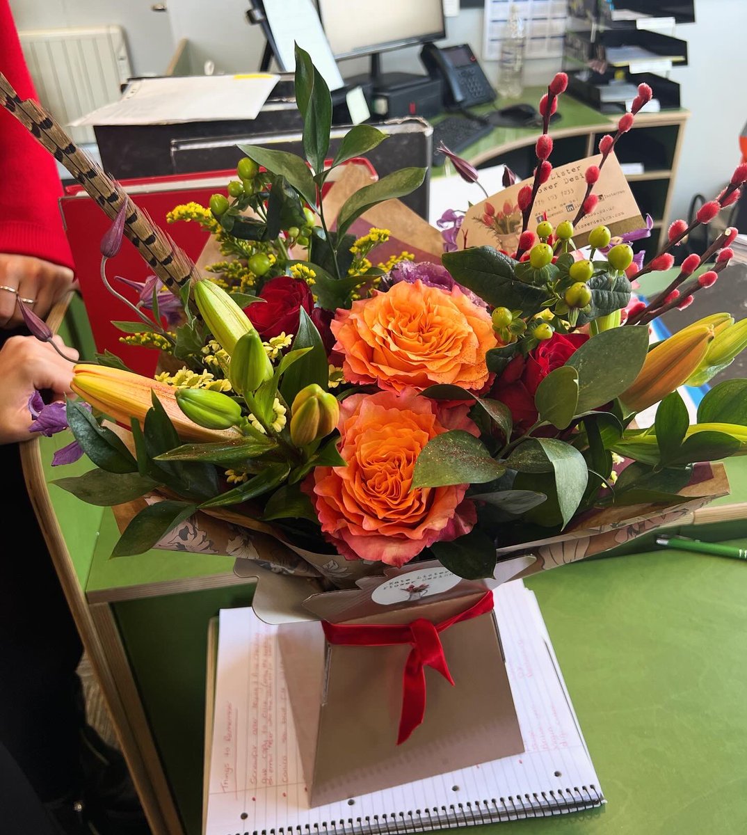 NewbyLeisureLtd's tweet photo. The end of an era for our Sarah 🥲

Sarah has been an incredible member of the Newby team for the last 4 years and she will be missed by us all!

Thank you for all the laughs Sarah, it won’t be the same without you and your turkey slippers! 🦃

Best of luck for the future 💐✈️🌏 https://t.co/LlX7s8aHJa