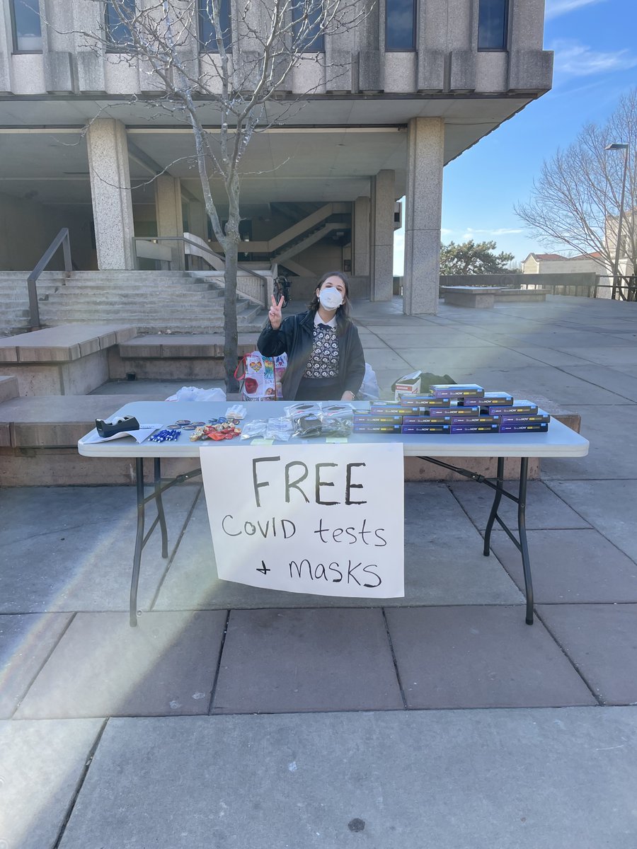 KuFSCDI's tweet photo. Thank you to everyone who came to take FSCDI up on our offer for free face masks and COVID tests yesterday! They were flying off the table (because of the demand and also that Kansas wind)
Reach out to FSCDIAdmin@ku.edu to request masks or COVID tests! https://t.co/r7o67jZ47S