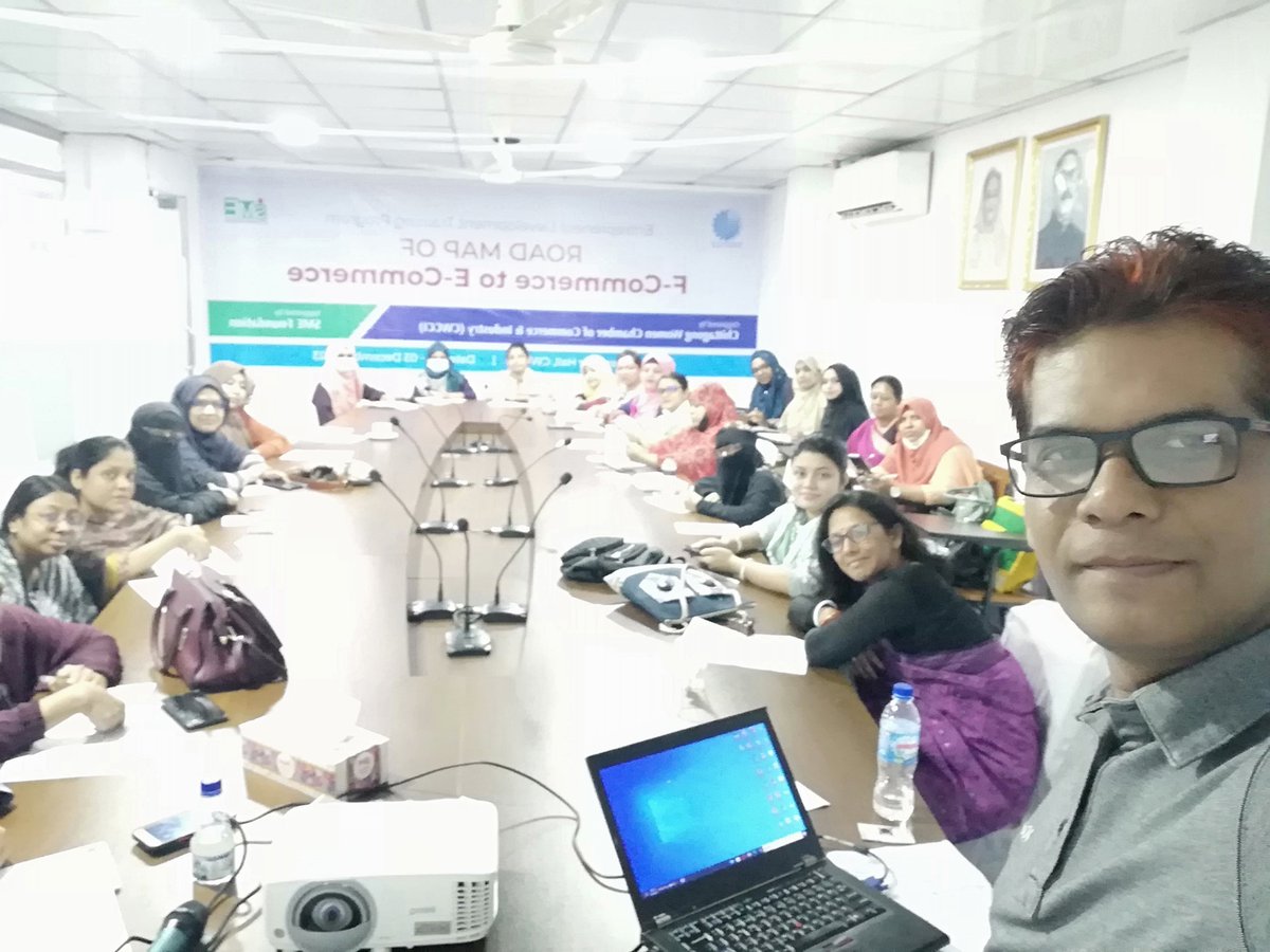 hafij778's tweet image. Alhamdulillah successfully completed 2 day long training on Road Map of F-Commerce to E-Commerce. Total 30 participants were participated. 

#training #cwcci #itsolution365 #ecommerce #fcommerce #sme