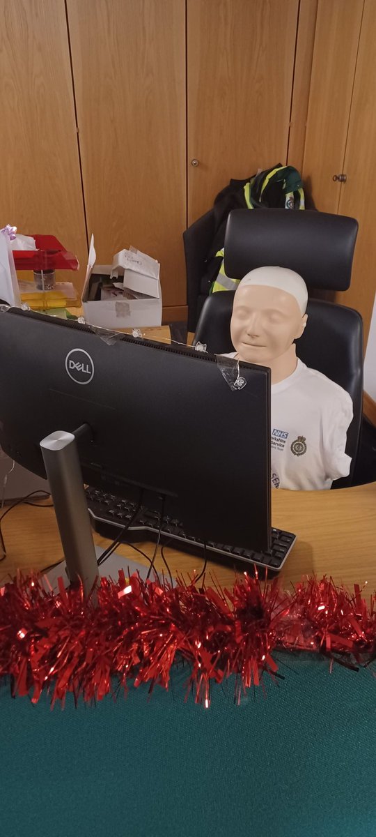 Lewis 🚑💚 tweet media