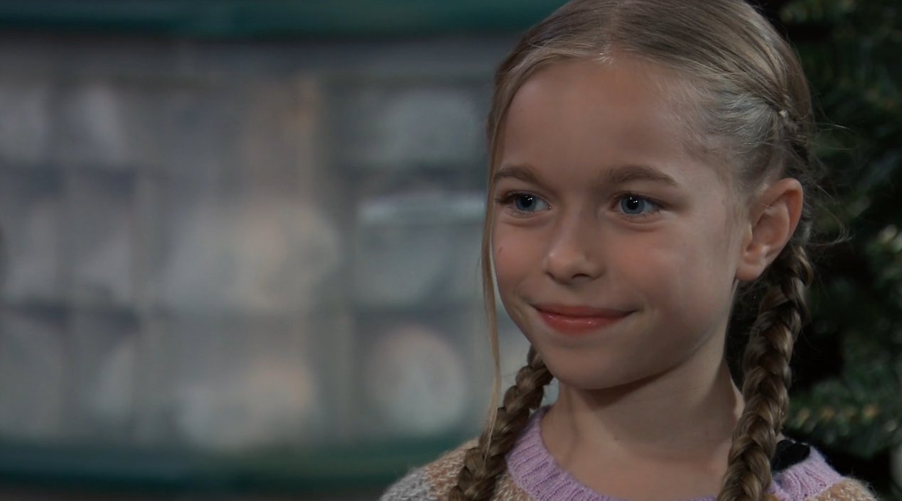 General Hospital on X: "Violet's Christmas is about to go from good to  great. What surprises are in store for her family today? #GH is all-new and  starts RIGHT NOW on ABC! @
