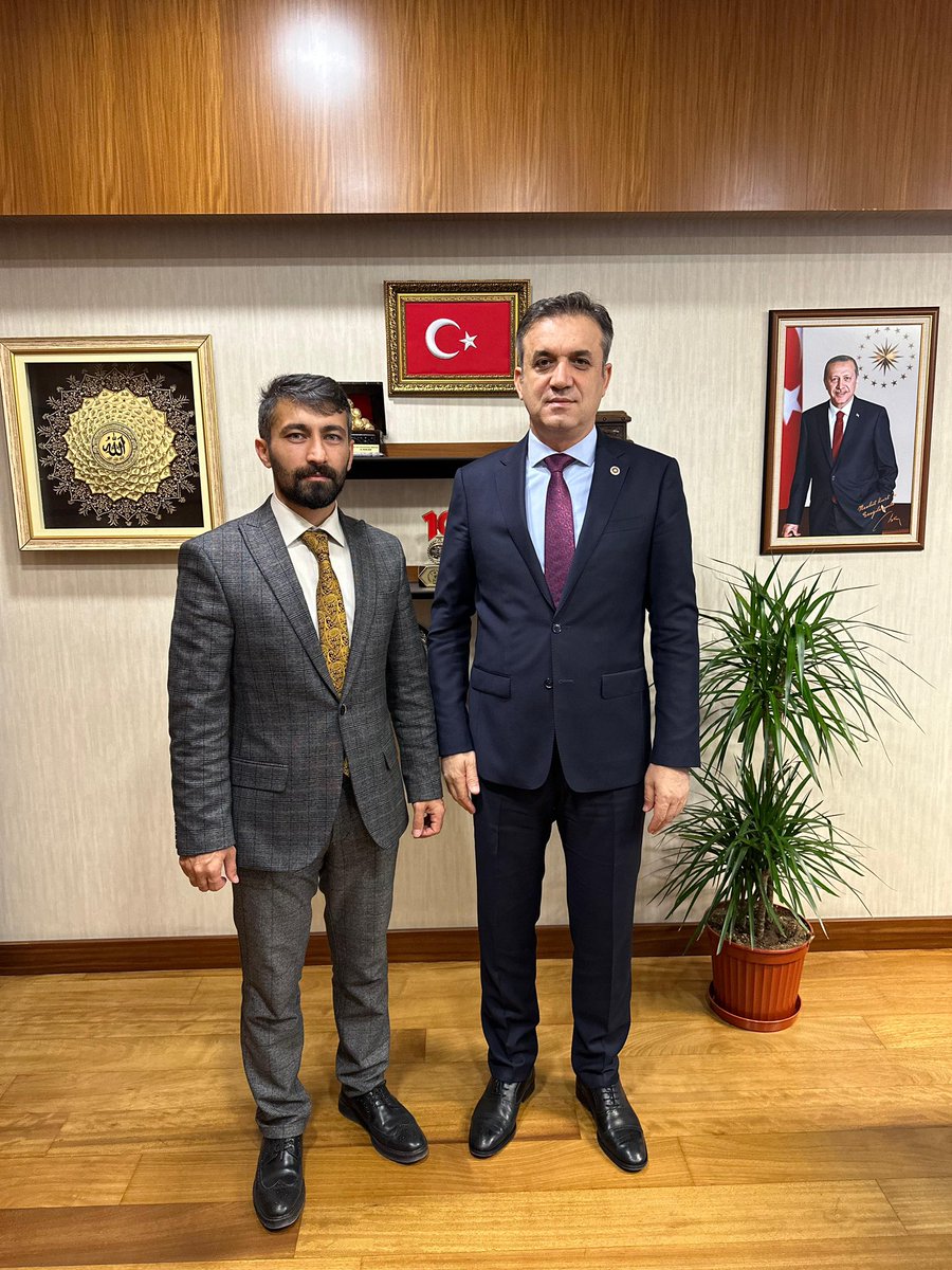 TBMM İçişleri Komisyonu Üyesi ve Kahramanmaraş Milletvekilimiz Sayın Mevlüt Kurt ‘u makamında ziyaret ettim.

İlgisinden ve samimi muhabbetlerinden dolayı kendilerine teşekkür ediyorum.
<a href="/avmevlutkurt/">Mevlüt Kurt 🇹🇷</a>