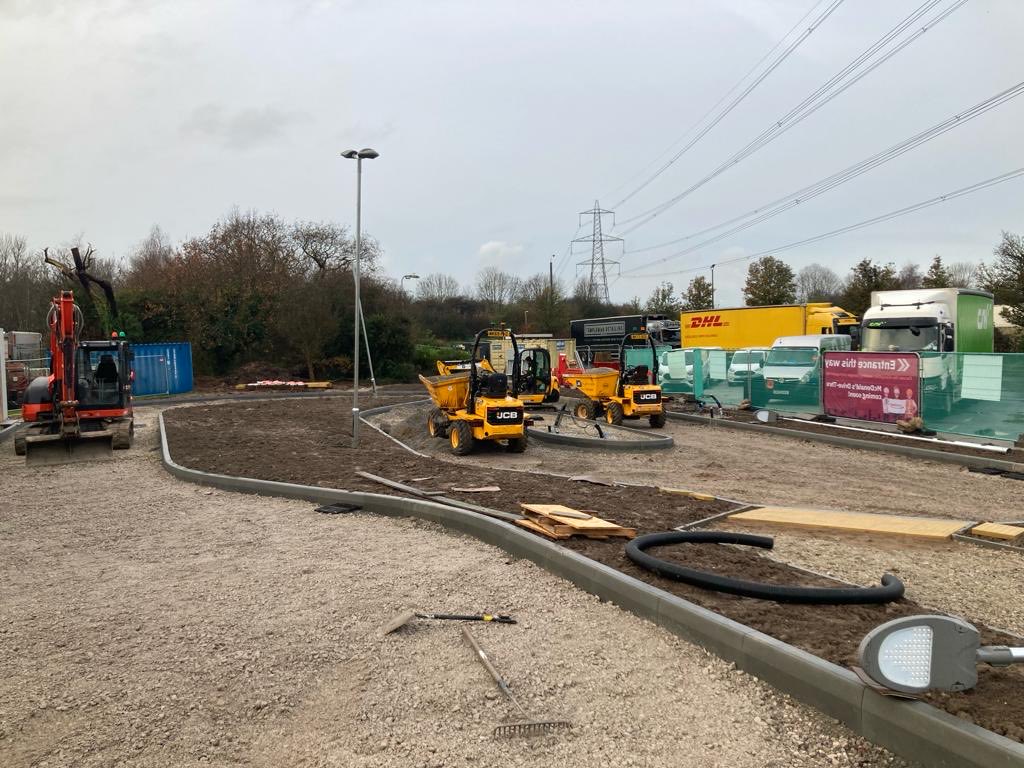 BuildColonial's tweet photo. Brilliantly organised site - amazing project progress.  ⁦@Roadchef⁩ Chester @Macdonalds Drive Thru #projectmanagement #constructionexpertise #passionforbuilding https://t.co/wW0dbxYhhr