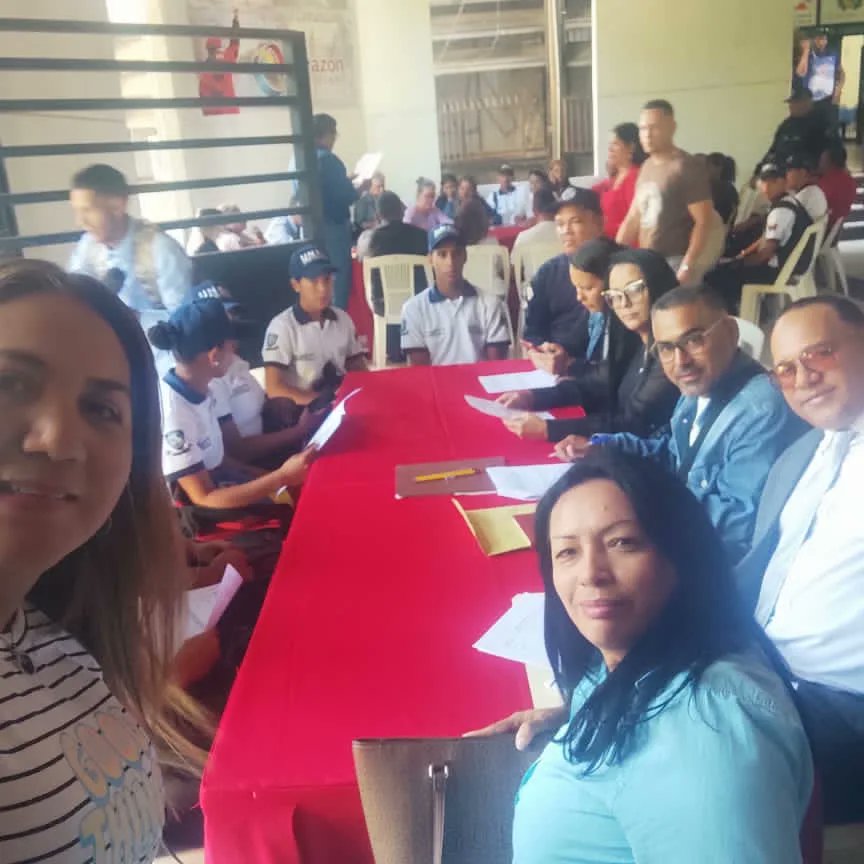 CleSucre's tweet photo. CONSULTA PÚBLICA DEL PROYECTO DE LEY ORGÁNICA PARA LA DEFENSA DE LA GUAYANA ESEQUIBA

#VenezuelaEsEsequibo #SomosCles  #ChávezsiempreChávez #GestiónParlamentaria2023 https://t.co/tWmwH3duuW