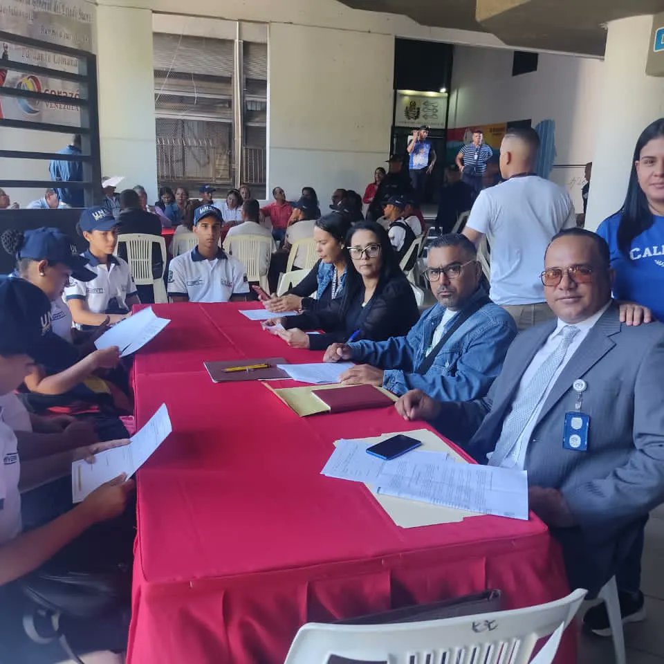 CleSucre's tweet photo. CONSULTA PÚBLICA DEL PROYECTO DE LEY ORGÁNICA PARA LA DEFENSA DE LA GUAYANA ESEQUIBA

#VenezuelaEsEsequibo #SomosCles  #ChávezsiempreChávez #GestiónParlamentaria2023 https://t.co/tWmwH3duuW