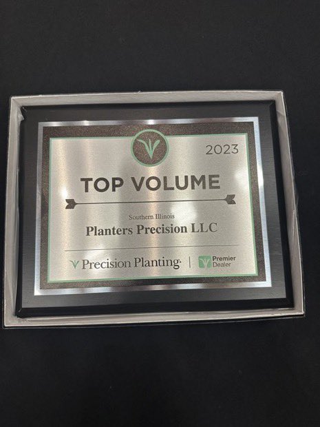 Planters Precision (@plantersprecag) on Twitter photo Our team works to bring agronomy value to our customers. We are grateful to be recognized with the <a href="/PrecisionPlant/">Precision Planting</a> Top Volume Sales Award! Thank you to our growers who help make what we do possible. Our team works to bring agronomy value to our customers. We are grateful to be recognized with the <a href="/PrecisionPlant/">Precision Planting</a> Top Volume Sales Award! Thank you to our growers who help make what we do possible.
