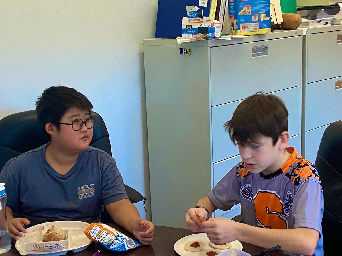 donato_piselli's tweet image. Two of my Grade 5 friends had lunch with me today in my office and had a lot of things to share about why they love coming to PHS every day!  They also had great hashtag ideas. (See below) #EatingLunchables
#MeatballSub