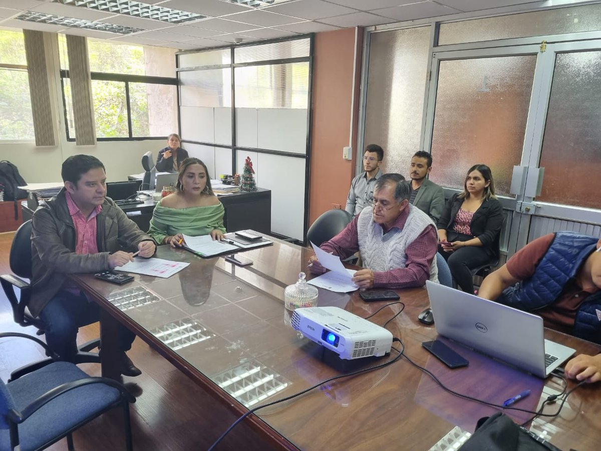 CuencaDGAC's tweet photo. SESIÓN ORDINARIA DE LA COMISIÓN DE AVALÚOS Y CATASTROS. ANÁLISIS DE LA VALORACIÓN PARA EL BIENIO 2024-2025 08/12/2023
#AmorPorCuenca📷📷
#CuencaSeTransforma https://t.co/TVu7EIloNw