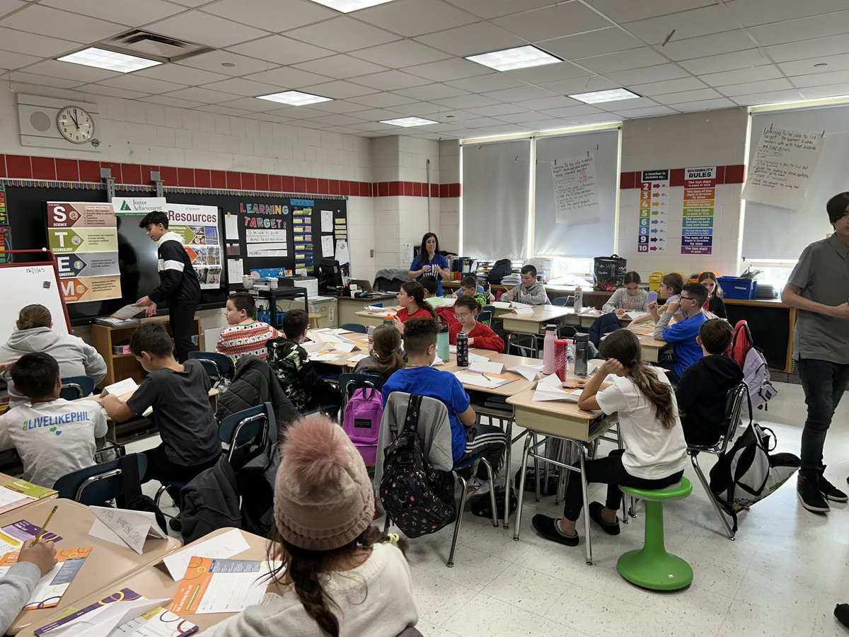 Tottenville AOF tweet media