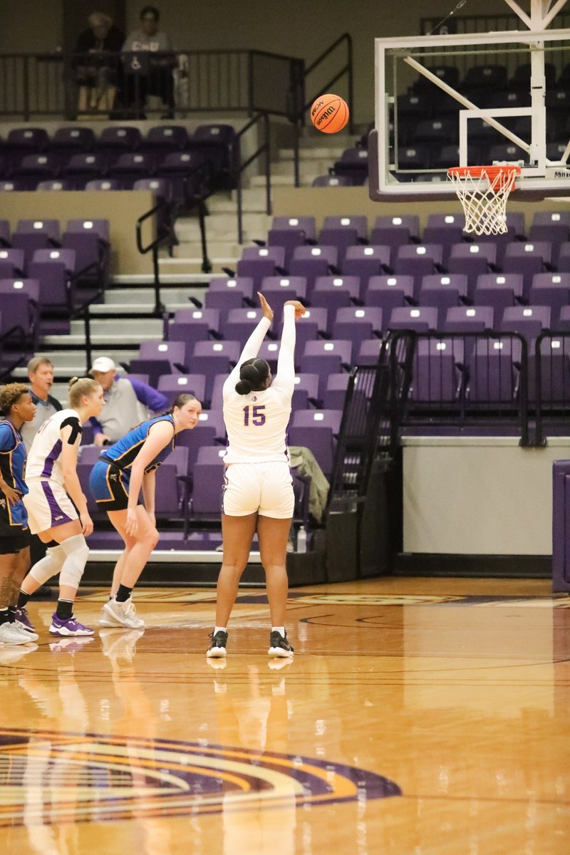 UMHB Women's Basketball🏀 tweet media